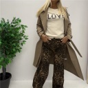 maglioncino con stampa e applicazioni love